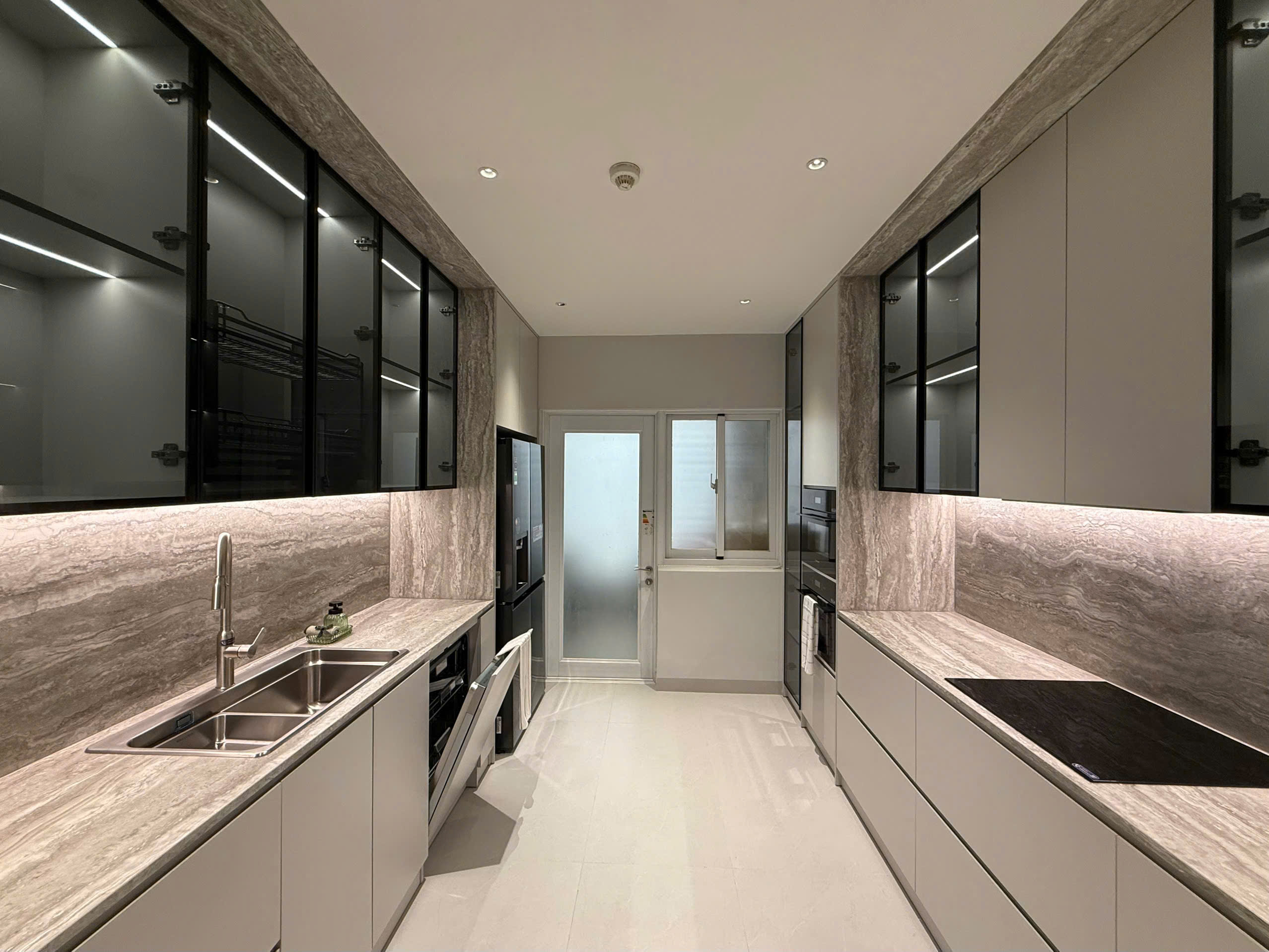 z7054976620613_9f41e75dc4223d8f278704d6388f7469