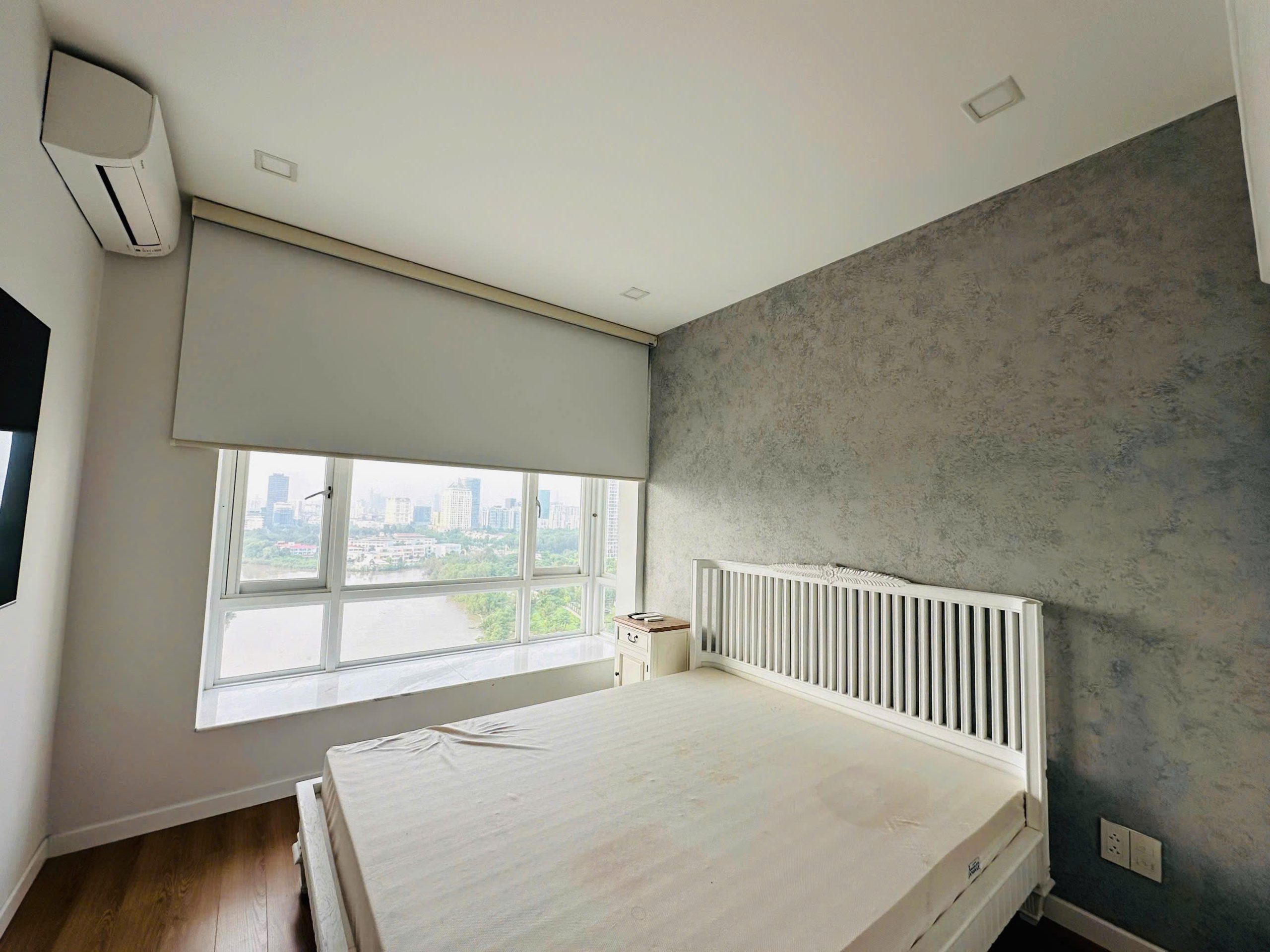 z7110883492005_21baf1c185690165008fbf8e7e8a1675