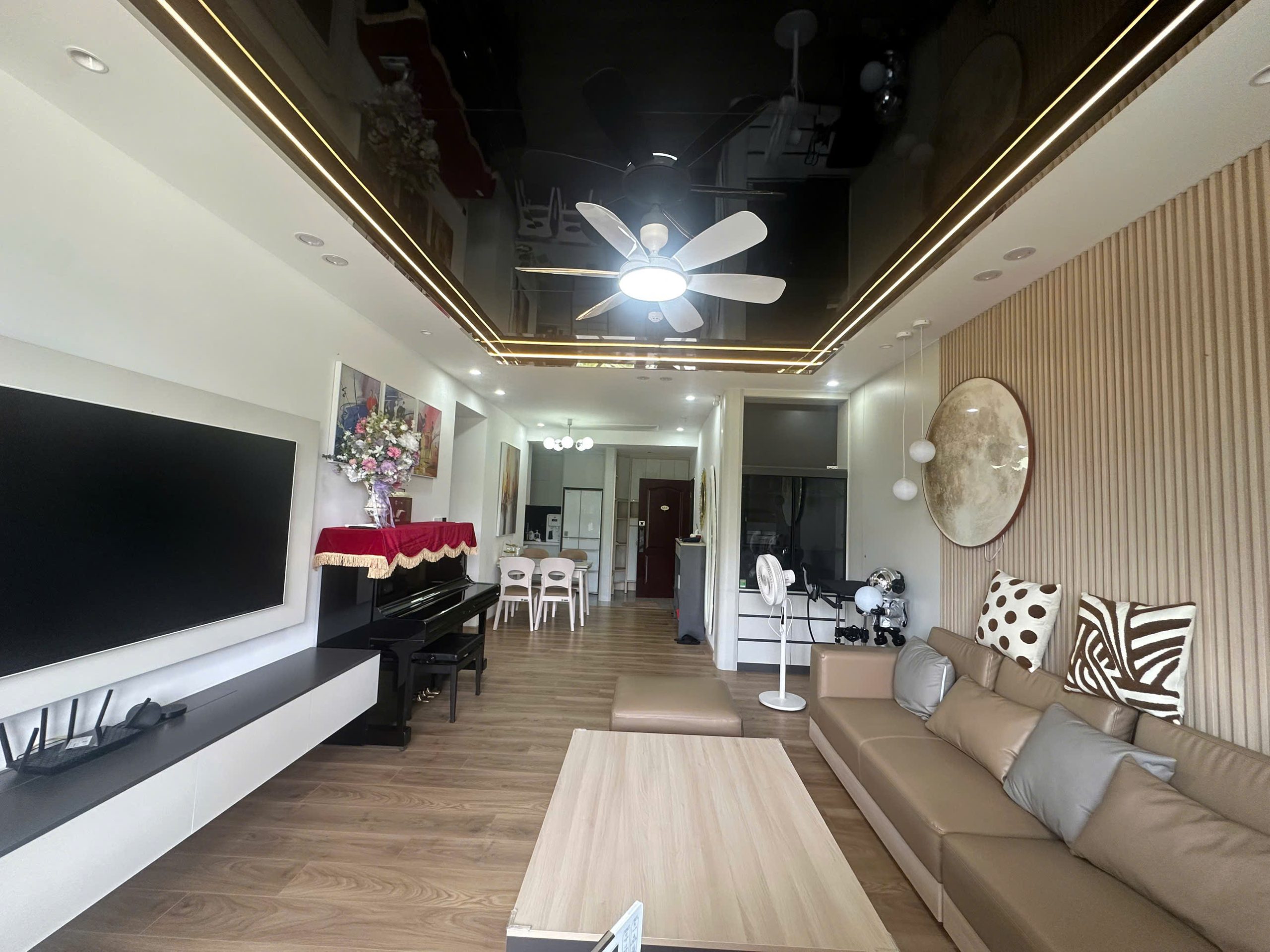 z7110900186083_f41096f4da7e5a27bb116e120dfbb21a