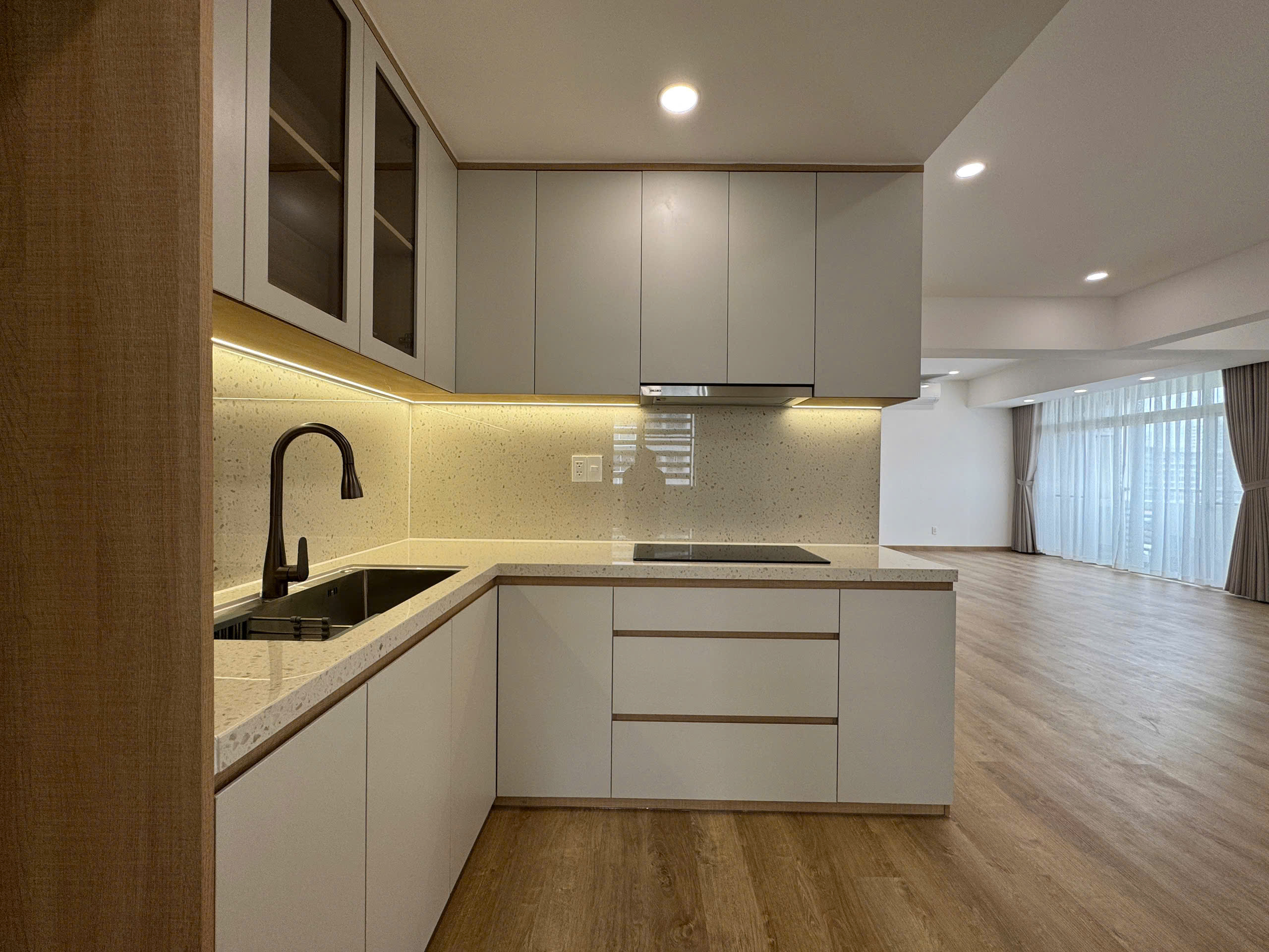 z7138018609972_d7eea750201ba01acf959f0a32287e56