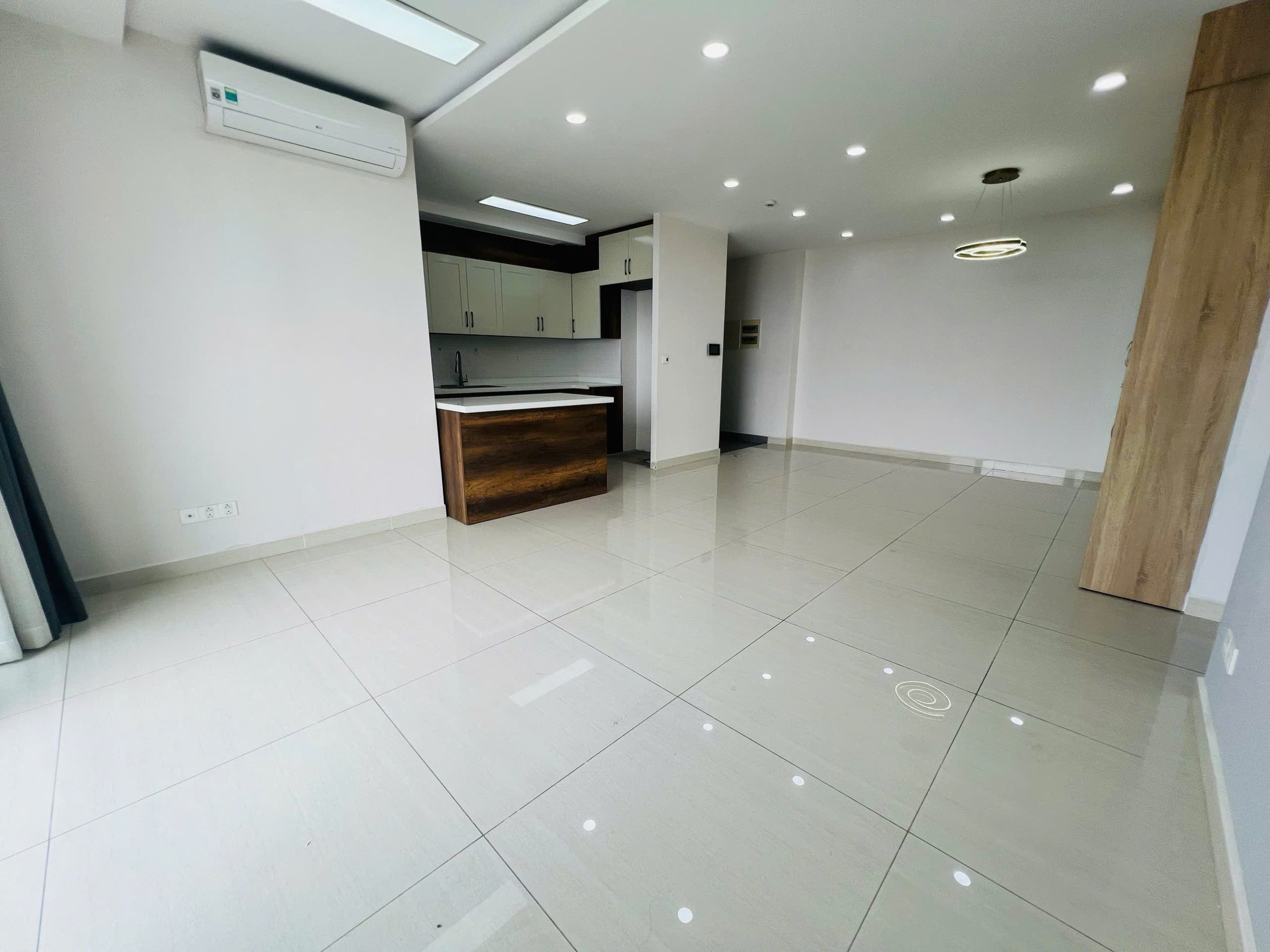 z7149811258883_f60a2b17af662664989bf8e2711f5594